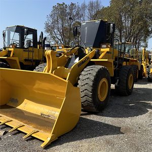 Chargeuse sur pneus d'occasion Komatsu WA380 à bon prix - Product Image 5