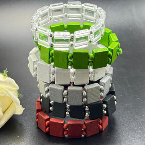 Bracelet populaire en bois avec icônes de saints religieux, bracelet à perles vierges avec plaques en bois ou en acrylique - Product Image 2