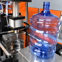 Souffleuse de bouteilles PET semi-automatique, machine de fabrication de bouteilles en plastique de 5 gallons pour la production de bouteilles d'eau potable, fabricant