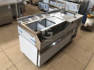 Station de bar à cocktails en acier inoxydable au design moderne - Product Image 4