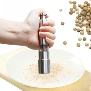 Moulin à poivre manuel portable en acier inoxydable pour sel grossier, mini-épice de cuisine, idéal pour la vente en gros - Product Image 5
