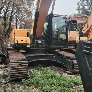 Excavatrice Hyundai 300LC-9S d'occasion, poids opérationnel de 30 tonnes, capacité de la benne de 1,38 m, moteur à haut rendement, moteur à engrenages, chenilles - Product Image 3