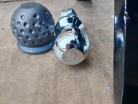 Attelage de remorque robuste en acier au carbone réglable en hauteur, capacité 4000 kg, avec boule de 50 mm (2 pouces), revêtement noir en poudre