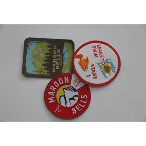 Parches Bordados de Alta Calidad con Nombre y Logotipo Personalizados, Insignias Tejidas para Uniformes Escolares y de Scouts - Product Image 2