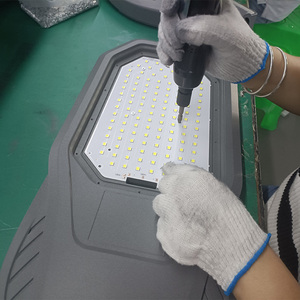 Lampu Jalan Tenaga Surya HKV 400w 500w 600w All in Two Lampu Jalan <span class=keywords><strong>LED</strong></span> Tenaga Surya Tahan Air untuk Luar Ruangan - Product Image 4