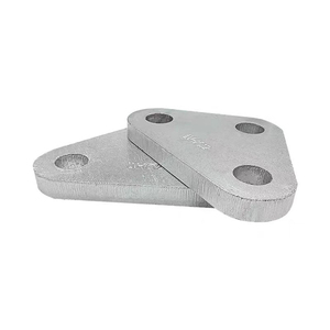 Placa de Yugo Tipo LV, Galvanizada en Caliente, Forjada, Accesorio de Potencia para Línea de Carga Pesada de 10kV - Product Image 1