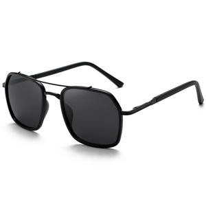 Greyjack – lunettes de soleil polarisées pour hommes, monture en métal noir TR, lentille TAC UV400, charnières à ressort pour la conduite, les voyages et le cyclisme - Product Image 4