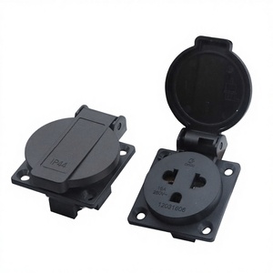 Nouvelle <span class=keywords><strong>prise</strong></span> industrielle thaïlandaise étanche IP44 16A pour borne de recharge extérieure - Product Image 1