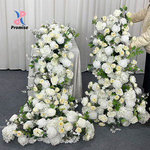 Décorations florales réalistes en roses artificielles couleur crème et gypsophile pour la décoration de fond de lieu de mariage - Product Image 1