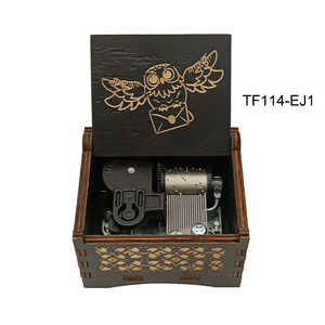 Boîte à musique Souvenir Sankyo Movement Hot <span class=keywords><strong>Harry</strong></span> <span class=keywords><strong>Potter</strong></span> avec gravure laser, petite décoration mignonne en bois noir sur le thème du monde magique - Product Image 2