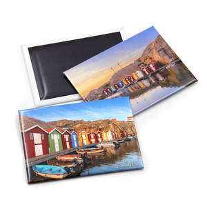 Magnete in Latta con Paesaggio Nordico e Aurora Boreale, Crea il Tuo Souvenir di Viaggio di Reykjavik, Islanda, Magnete per Frigorifero - Product Image 2