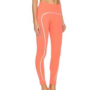 ชุดโยคะคุณภาพสูงพร้อมเสื้อชั้นในออกกำลังกายคอกลมแบบร่องและกางเกงโยคะ ระบายอากาศได้ดี - Product Image 4