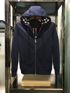 Chaqueta Burberry para Hombre, Nueva Tendencia 2026, Casual, a Cuadros, con Capucha, Holgada, 100% Algodón, Azul Marino Vintage, con Cierre - Product Image 1