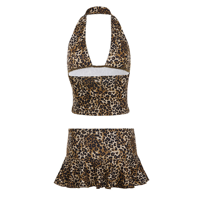 สีน้ำตาล