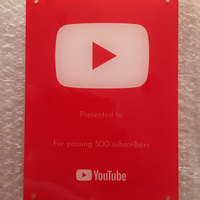 Plaque Bouton Lecture YouTube Personnalisée en Acrylique, Trophée Acrylique pour Créateur de Contenu Instagram TikTok, Cadeau pour Streamer, Décoration de Salle de Jeu