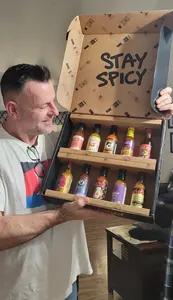 GMI benutzer definierte Heatonist Hot Sauce Geschenke Papier verpackung für Jahr der heißen