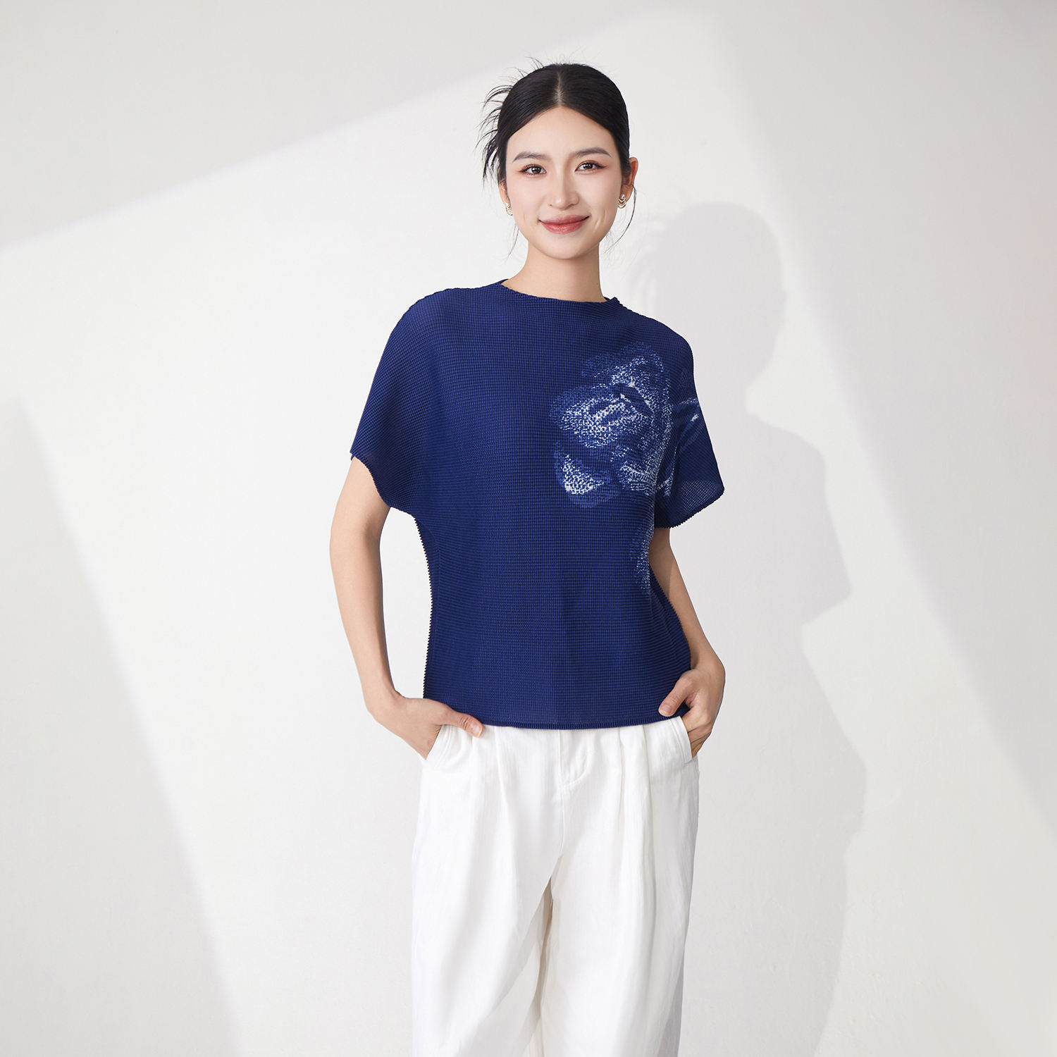 สีน้ำเงิน