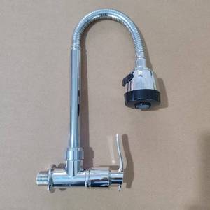 صنبور حوض مطبخ عصري أحادي التبريد بتصميم كلاسيكي مدمج بالجدار - Product Image 4