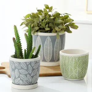 Vaso de cerâmica com estampa de folhas de árvore esculpida à máquina nórdica, vaso de argila artesanal com bandeja, cacto de grama verde, suculenta
