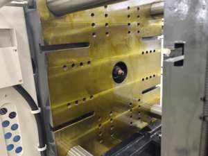 <span class=keywords><strong>Jeringa</strong></span> desechable médica de plástico de alta eficiencia y fabricación de agujas Máquina horizontal de moldeo por soplado de PET - Product Image 4