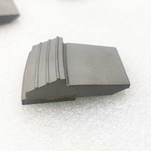 Gesinterde Centrifugetegels Van Wolfraamcarbide Op Het Oppervlak Van De Transportband - Product Image 4