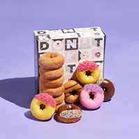 Vente en gros d'emballage personnalisé de frites en papier biodégradable de qualité alimentaire entièrement imprimé boîte de donuts Mochi emballage pour 12 donuts