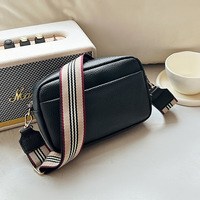 Nouveauté Hiver 2026 - Petit Sac à Main Carré Style Rétro Européen et Américain avec Large Bandoulière pour Femme