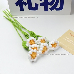 Ramo de Margaritas de Lana Tejida a Mano, Flor de Ganchillo, Regalo para el Día del Maestro o Boda - Product Image 5