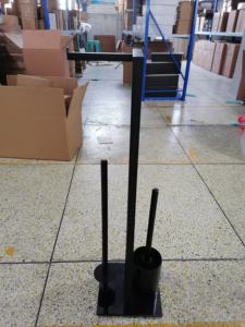 Bad-Organizer-Set aus Metall mit Toilettenpapierhalter und WC-Bürste, Praktischer Papierständer - Product Image 3