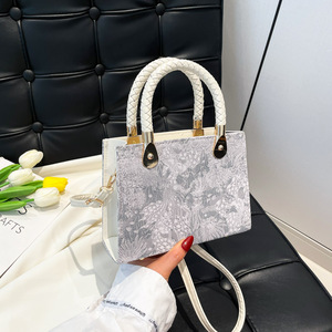 Nuova Borsa a Tracolla da Donna in Stile Cinese di Alta Qualità, Nuova Borsa Estiva di Nicchia in Stile Antico, Piccola Borsa Quadrata con Cerniera in PU - Product Image 4