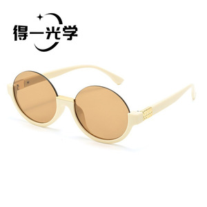 De Yi Optics Round <b>Sunglasses</b> Black Pc Frame Uv400 Women Sun Protection - Product Image 5