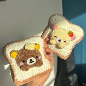 Nouvelle conception 2026, jouet en peluche en forme de pain grillé en crochet fait main, jouet alimentaire en tricot mignon, jouet en crochet en coton écologique avec coton PP - Product Image 2