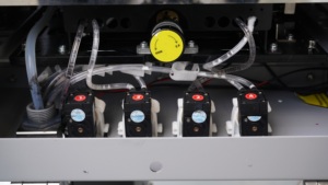 Impresora DTF Versijet I3200 de 60 cm con Modo Vacaciones, Limpieza Automática del Cabezal de Impresión a Horario Programado - Product Image 6