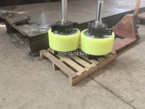 नया ट्रैकलेस ट्रांसफर कार्ट रेल मोल्ड स्टीवेटेड ट्रांसफर ट्रॉली वायरलेस/पीएलसी नियंत्रण 1-500 टी लोड क्षमता निर्माण संयंत्र - Product Image 3