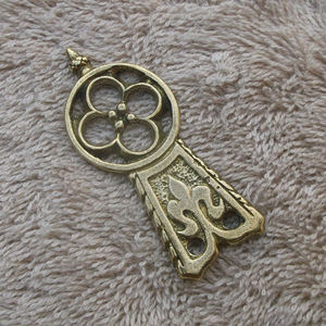 El extremo del cinturón medieval tardío medieval vikingo está hecho de cobre duradero - Product Image 5