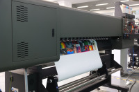 EP1604 (4 cabezales) 4 colores/8 colores 1,6 M Impresora fotográfica solvente ecológica grande Plotter de inyección de tinta de impresión flexible de vinilo con cabezal de impresión I3200