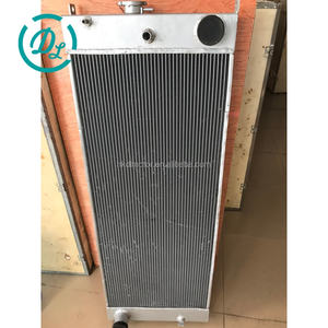 Radiador para Excavadora EexcavaStart PC450-8, Tanque de Agua ASSY, Pieza 208-03-75110, Núcleo de Aluminio Duradero, Enfriamiento Eficiente, 1 Año de Garantía - Product Image 1