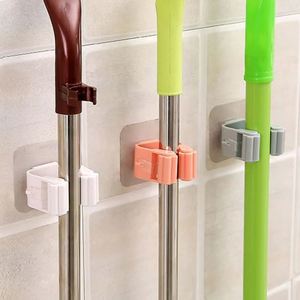 Support mural auto-adhésif pour balai et serpillière, organisateur d'outils pour cuisine et <span class=keywords><strong>jardin</strong></span> - Product Image 1