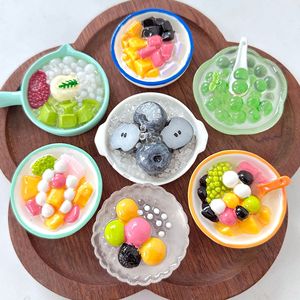 แม่เหล็กติดตู้เย็นอาหาร3D ฤดูร้อนดีไซน์ทันสมัยลูกปัดเรซินแบบป๊อปทำจากผงน้ำแข็งขายส่ง - Product Image 1