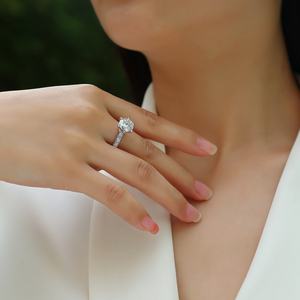 Anillo de moissanita redondo principal de 3 quilates, anillo de compromiso de boda S925, Color blanco plateado, anillo de joyería de uso diario para mujer - Product Image 6
