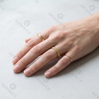 Gemnel Messing Großhandel Trendiger Party-Ring 18k Vergoldet Rhodium-Beschichtet Minimalistischer Verstellbarer X-Kreuz-Ring für Damen