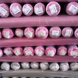 Chine usine lot stock polyester <span class=keywords><strong>tissu</strong></span> en mousseline de soie par mètres <span class=keywords><strong>pas</strong></span> <span class=keywords><strong>cher</strong></span> prix doux <span class=keywords><strong>tissu</strong></span> en mousseline de soie vente chaude - Product Image 2