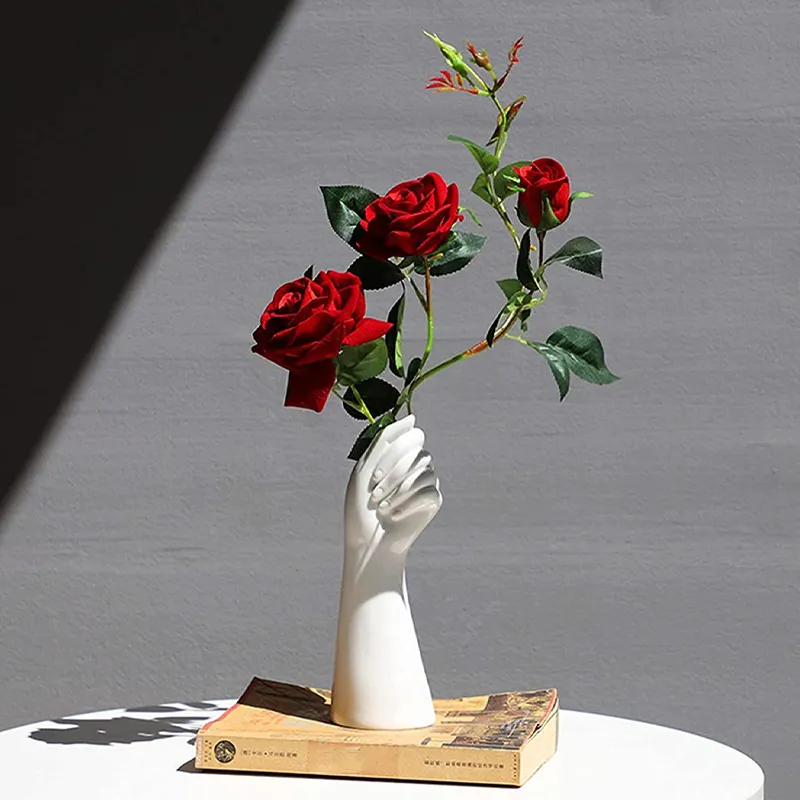 Vase en céramique de corps humain de décor moderne nordique vase à main pour la décoration
