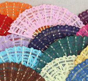 Abanico de Bambú Plegable con Encaje y Flores Pintadas Ecológicas de Guansen para Decoración de Bodas, Regalo para Fiestas - Product Image 5