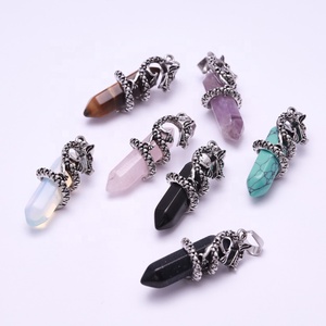 Pendentif en cristal hexagonal Dragon Volant sculpté à la main, accessoires de bijoux, cadeau écologique de haute qualité, décoration, pierre de guérison - Product Image 2