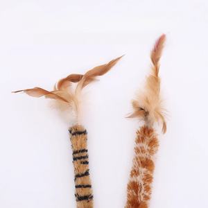 Longues plumes <span class=keywords><strong>chat</strong></span> jouet bâton corde de chanvre naturel manche en bois <span class=keywords><strong>chat</strong></span> auto-divertissant durable et résistant aux morsures <span class=keywords><strong>chat</strong></span> Teaser bâton - Product Image 4