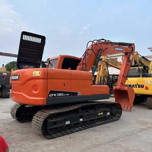 รถขุด DOOSAN DX150LC-9C ขนาด 15 ตัน พร้อมบุ้งกี๋ขุด สีส้ม - Product Image 1