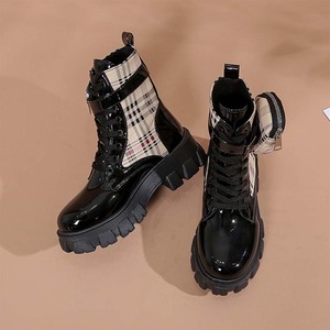 Nouvelles Bottes Martin pour <span class=keywords><strong>Femme</strong></span> Automne Hiver 2025 avec <span class=keywords><strong>Petit</strong></span> Sac à Carreaux Suspendu, Semelle Épaisse et Lacets – <span class=keywords><strong>Bottines</strong></span> Courtes - Product Image 6