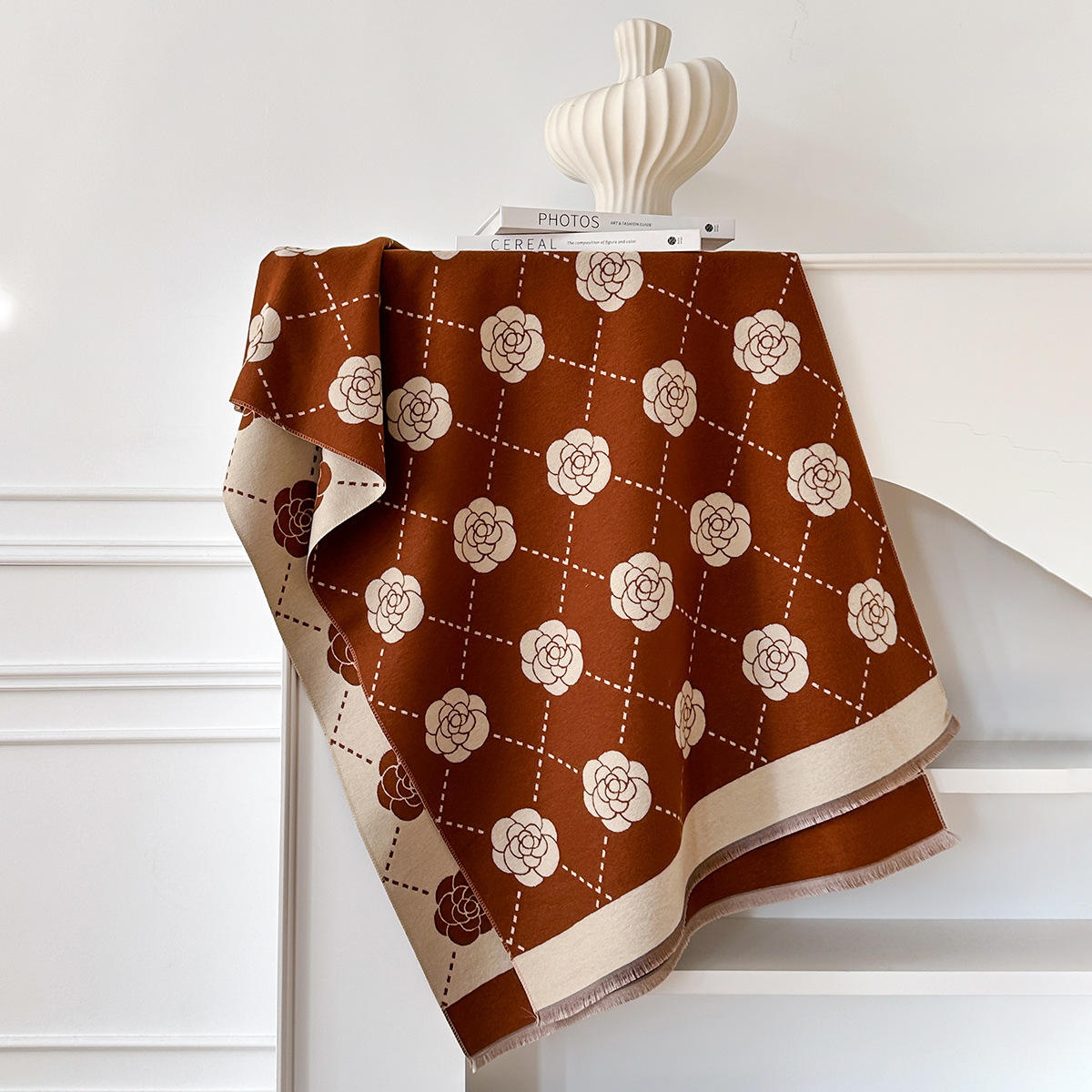 สีน้ำตาล