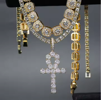 Collier Pendentif Croix Hip Hop Plaqué Or et Argent avec Zircons Cubiques, Style Bling Doré pour Rappeurs, Vente en Gros
